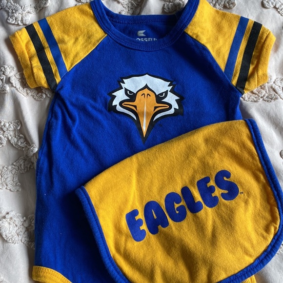 Colosseum Other - Morehead State University (MSU) onesie and bib set!! Brand new condition!!